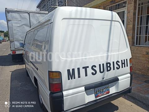 foto Mitsubishi L300 Panel 2.0L usado (1998) color Blanco precio Bs.3.600