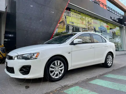 Mitsubishi Lancer DE usado (2016) color Blanco precio $155,000