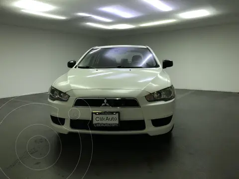 Mitsubishi Lancer DE usado (2015) color Blanco precio $140,000