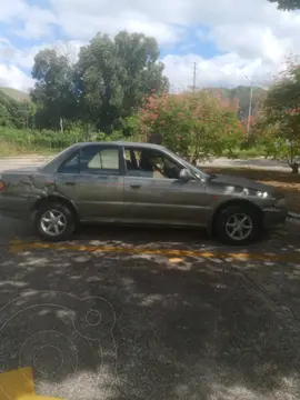 Mitsubishi Lancer Glx 1.5 A-A L4,1.5i,16v A 1 1 usado (1997) color Gris precio u$s2.100