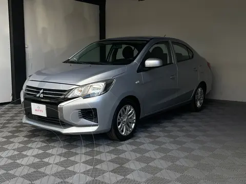 Mitsubishi Mirage G4 GLX usado (2024) color plateado precio $223,000