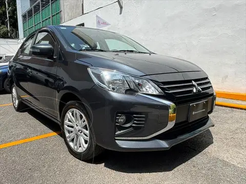 Mitsubishi Mirage G4 GLS usado (2024) color Gris Oscuro precio $250,000