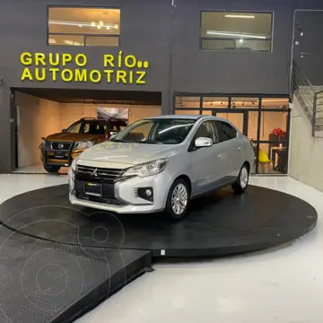 Mitsubishi Mirage G4 GLS usado (2023) color plateado financiado en mensualidades(enganche $29,278 mensualidades desde $6,173)