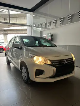 Mitsubishi Mirage GLX CVT usado (2023) color Blanco financiado en mensualidades(enganche $95,722 mensualidades desde $4,027)