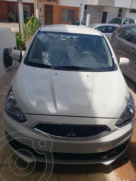 Mitsubishi Mirage GLX usado (2017) color Blanco Perla precio $145,000