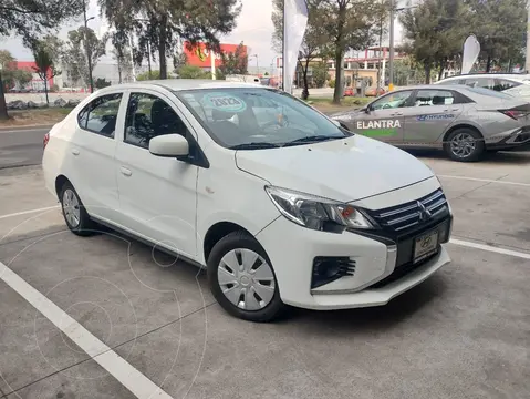 Mitsubishi Mirage GLX CVT usado (2023) color Blanco precio $212,000