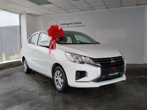 Mitsubishi Mirage GLX CVT usado (2023) color Blanco precio $210,800