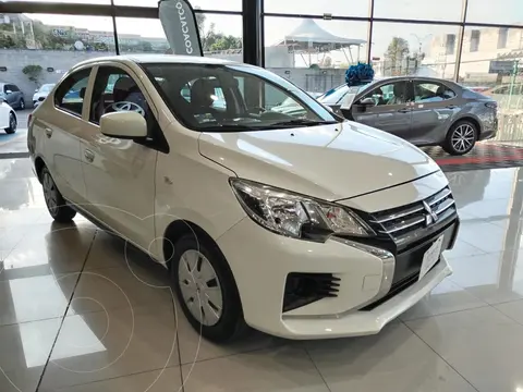 Mitsubishi Mirage GLX CVT usado (2023) color Blanco precio $225,000