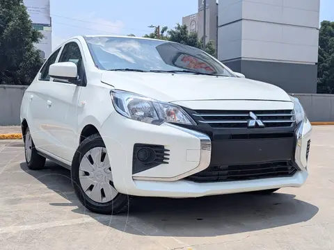 Mitsubishi Mirage GLX CVT usado (2023) color Blanco precio $215,000