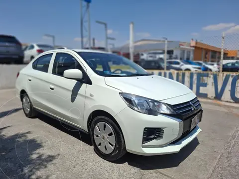 Mitsubishi Mirage GLX CVT usado (2023) color Blanco precio $220,000