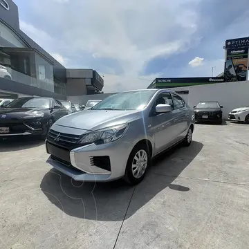 Mitsubishi Mirage GLX CVT usado (2023) color plateado precio $243,600