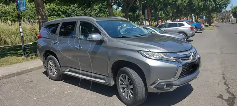 Mitsubishi Montero Sport 2.4L DI 4X4 usado (2017) color Gris precio $18.900.000