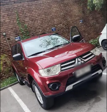 Mitsubishi Montero Sport 2.5 4X2 Aut usado (2016) color Rojo precio $11.500.000