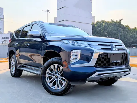 Mitsubishi Montero Sport SE usado (2020) color Azul precio $520,000