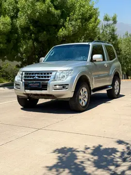 Mitsubishi Montero 3.2L Diesel 4X4 Aut 3P usado (2019) color Plata precio $28.490.000