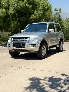 Mitsubishi Montero 3.2L Diesel 4X4 Aut 3P usado (2019) color Beige Savannah precio $28.990.000