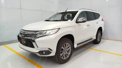 Mitsubishi Montero Limited usado (2018) color Blanco precio $300,000