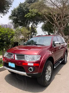 Mitsubishi Nativa 3.5L 4x4 ST Aut Full usado (2010) color Rojo precio u$s15,000