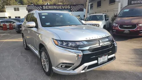 Mitsubishi Outlander PHEV Limited usado (2021) color Plata Metalico financiado en mensualidades(enganche $124,000 mensualidades desde $14,034)