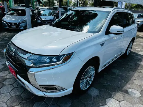 Mitsubishi Outlander PHEV Limited usado (2019) color Blanco financiado en mensualidades(enganche $134,250 mensualidades desde $9,901)