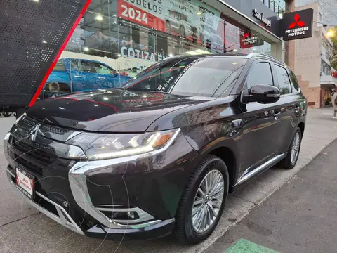 Mitsubishi Outlander PHEV Limited usado (2020) color Negro precio $399,000