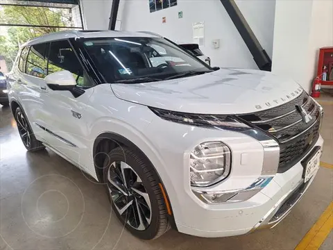 Mitsubishi Outlander PHEV Limited usado (2023) color Blanco precio $819,000