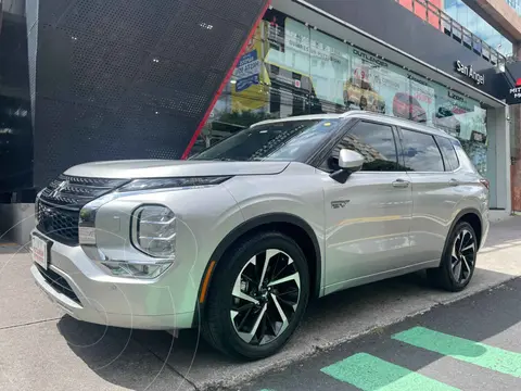 Mitsubishi Outlander PHEV Limited usado (2023) color Plata financiado en mensualidades(enganche $174,496 mensualidades desde $16,651)