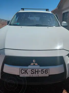 Mitsubishi Outlander  2.4 GL 4X2 usado (2010) color Blanco precio $6.250.000