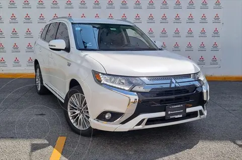 Mitsubishi Outlander SE Plus usado (2020) color Blanco precio $485,000