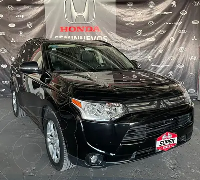 Mitsubishi Outlander 2.4L Limited usado (2014) color Negro precio $269,000