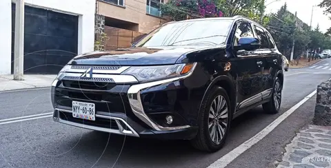 Mitsubishi Outlander Limited usado (2020) color Azul precio $379,000