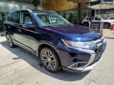 Mitsubishi Outlander 2.4L Limited usado (2016) color Azul Cosmico financiado en mensualidades(enganche $76,250 mensualidades desde $8,261)