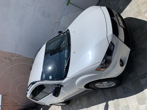 Mitsubishi Outlander 2.4L LS usado (2013) color Blanco precio $179,000