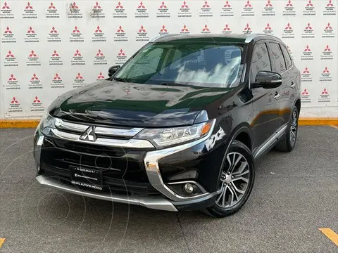 foto Mitsubishi Outlander 2.4L Limited usado (2016) color Negro precio $280,000