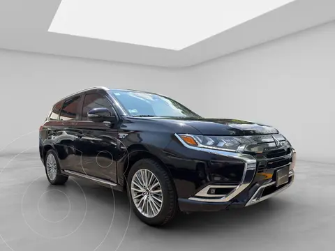 Mitsubishi Outlander Limited usado (2021) color Negro precio $325,000