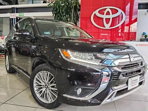 Mitsubishi Outlander SE Plus usado (2020) color Negro precio $389,000