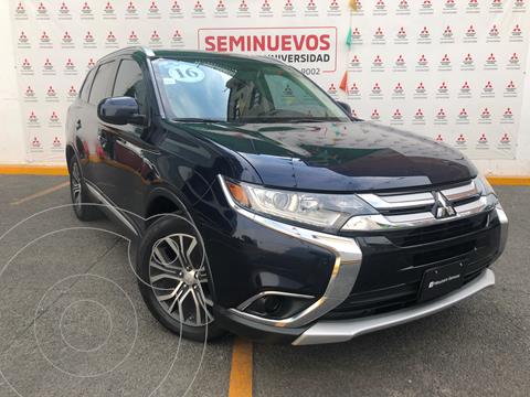 foto Mitsubishi Outlander 2.4L ES usado (2016) precio $235,000