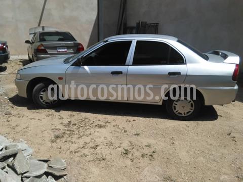 foto Mitsubishi Signo GLi 1.3L usado (2006) color Plata precio u$s2.500
