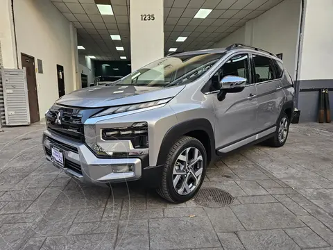 Mitsubishi Xpander Cross 1.5L Cross usado (2024) color Plata precio $369,900