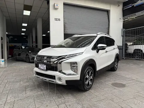 Mitsubishi Xpander Cross 1.5L Cross usado (2023) color Blanco precio $319,900
