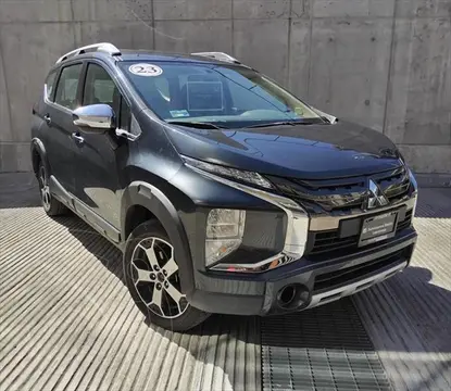 Mitsubishi Xpander 1.5L Cross usado (2023) color Gris Oscuro precio $325,000