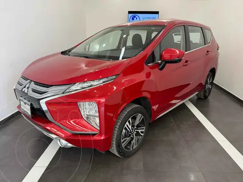 Mitsubishi Xpander 1.5L usado (2023) color Rojo precio $300,200