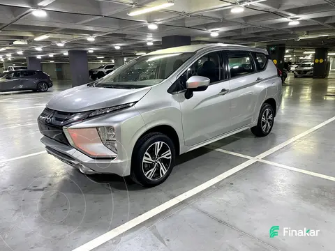 Mitsubishi Xpander 1.5L usado (2023) color plateado precio $279,000