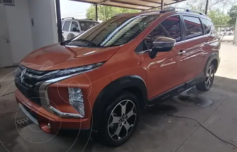 Mitsubishi Xpander 1.5L Cross usado (2022) color Naranja Metalico precio $310,000