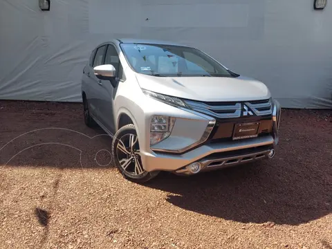 Mitsubishi Xpander 1.5L Cross usado (2023) color plateado precio $319,000