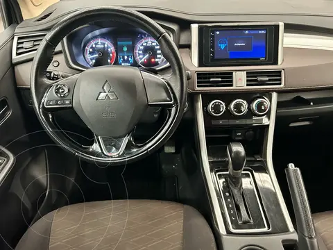 Mitsubishi Xpander 1.5L usado (2023) color Gris precio $300,000
