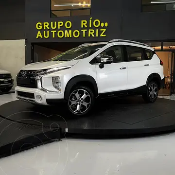 Mitsubishi Xpander 1.5L Cross usado (2023) color Blanco precio $329,000