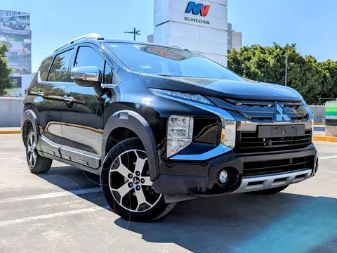 Mitsubishi Xpander 1.5L Cross usado (2023) color Negro precio $325,000