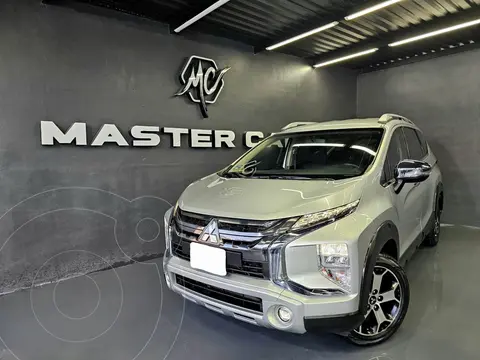 Mitsubishi Xpander 1.5L usado (2023) color plateado precio $305,000