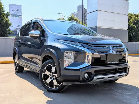 Mitsubishi Xpander 1.5L Cross usado (2023) color Gris precio $325,000